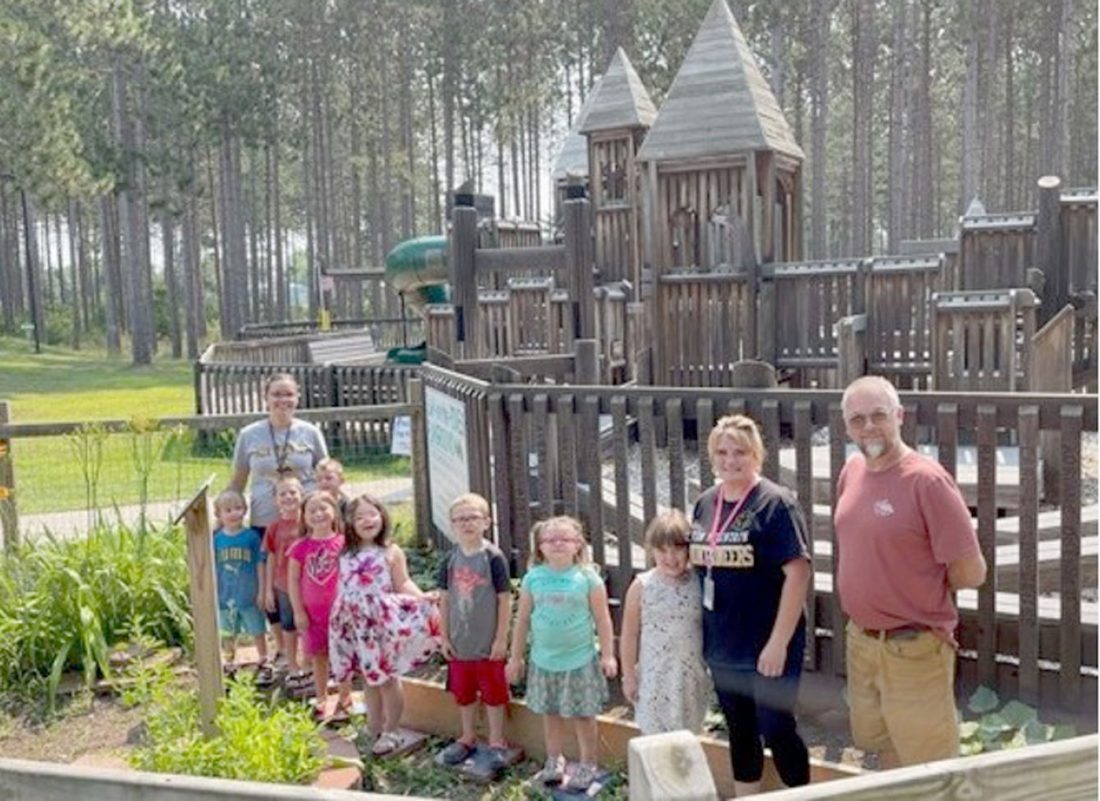 Little gardeners News, Sports, Jobs The Daily News